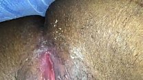 Ebony Teen masturbiert zum ersten Mal - p..com