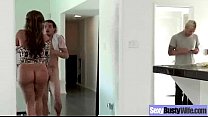 Сексуальная милфа с большими бидонами (Ричель Райан) трахается перед камерой, фильм-27