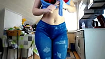 sexydea playing on live webcam
