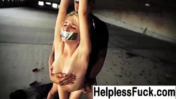 HelplessTeens-パイパーペリー