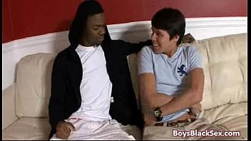 Sexy White Teen Boy Baisée Par Gay Black Dick 17