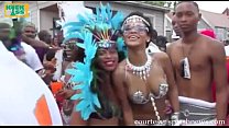 Rihanna Twerking Et Secouant Son Sexy Bootys En Public