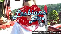 hot lesbians eat each other out