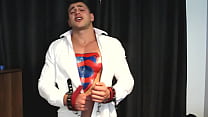 Sexy Lycra Superman Muscle Hunk besiegt, um abzuspritzen