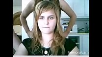 Webcam Girl Girlfriends maman montrant des seins