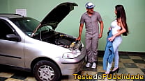 Mistress paid her mechanic with good sex