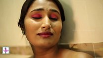 Indian Hot Girl Bathroom Romance - Fuite de MMS
