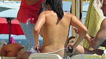 Hot Amateurs Topless Voyeur Beach - Sexy Gros Seins Filles