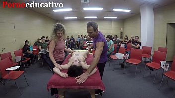 Klasse 3 der analen erotischen Massage