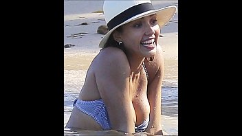 Jessica Alba sexy ass