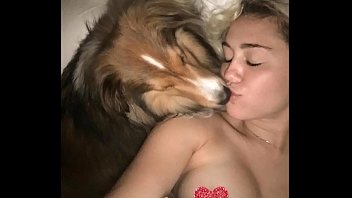 Miley Cyrus filtró desnudos