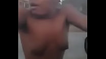Sexo incrível com uma stripper sorrateira perto da fronteira que recebe tratamento facial