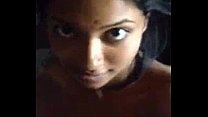 jeune selfie indienne sous la douche - XVIDEOS.COM