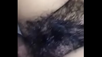 A vagabunda negra mostra seus peitos grandes e seu cu na webcam HD 720 - mais vídeos no CAMSBARN.COM