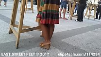 Откровенные ступни - красотка в сабо