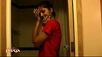 Super gostosa garota indiana Divya no chuveiro - pornô indiano