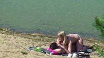Voyeur jovem casal alemão foda-se na praia de Hamburgo