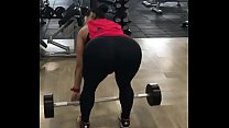 Working out your ass with black leggings at the gym