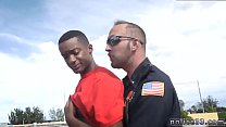 ゲイのセックス警官の男の子が初めて熱い逮捕された侵入と侵入