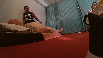 20 usd Thai massage and blow job