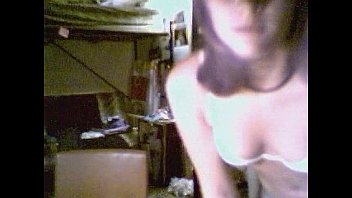 Amateur teen does striptease dance on webcam