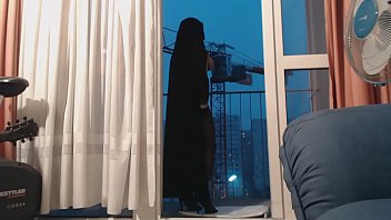 exhibe en niqab et collant