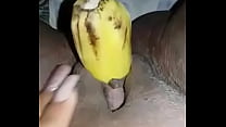 Die Banane stanzen