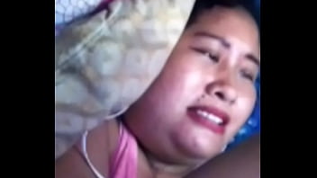 Bheiz Ocombo, филиппинская девушка на видеозвонке, сексуальные сиськи