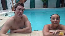 HUNT4K. Aventures sexuelles dans une piscine privée