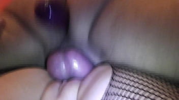 I fuck the pussy hard and have a dildo in my ass