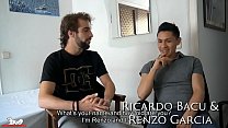 Ricardo saugt sofort Renzo ungeschnittenen Schwanz auf