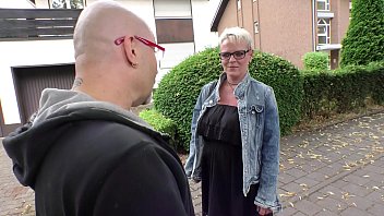 DEUTSCHLAND REPORT - Dirty amateur German granny Judith S. gets picked up and fucked