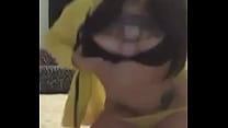 Mamma musulmana mostra la sua bella webcam porno amatoriali con grandi tette