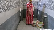 Sexy hot indian bhabhi dipinitta unter der dusche nach harten sex