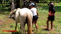 Echte Amateur Teens Heather Deep und Freundin LOVE HORSE COCK