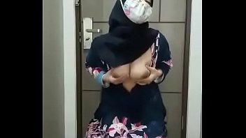 Jilbab terbaru Full video https://tapebak.com/6SyYi