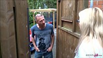 Desperate Wife fuck the Neighour when Husband on work German