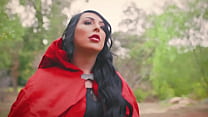 Caperucita Roja y Kleio Valentien feat. Chanel Santini - Transfixed