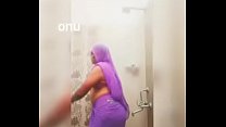 Sonusissy heiße Show in Saree im Badezimmer