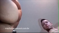 Injetando leite quente na bunda do papai - machosaonatural.com.br