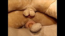 Фигуристая секс-кукла трахнута двумя секс-куклами в кукольном порно фильме