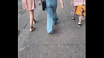 Sexy teen nice ass walking in rome