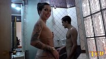 Lucaselfieがインタビューした新しいポルノスターのレコーディング前のお風呂-MelissaLisboa-BigBambu-HigorNegrão