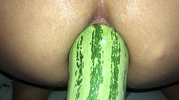 dilatazione anale estrema - zucchine