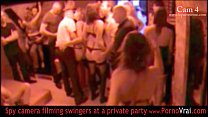 Fiesta swinger francesa en un club privado parte 04