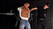 Hot Straight Muscle Stud Restringido y Dominado - Gay Bondage - DreamBoyBondage.com