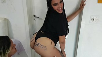Backstage of Her First Porn Movie !!! Was Very Nervous Looking forward to taking too much penis !!! Dirty Snow White - Paty Butt - El Toro De Oro