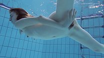 Anna Netrebko super hot pelosa subacquea