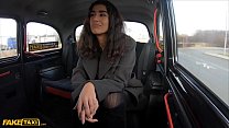 Fake Taxi Итальянский таксист порвал колготки азиатской красотки и выебал ее в киску