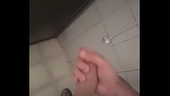 touching one in the bath